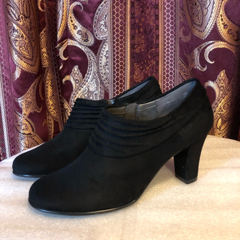 Aerosoles Heelrest 3” Ankle Bootie, Black (9.5)